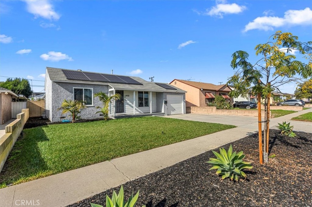 13933 Carpintero Avenue