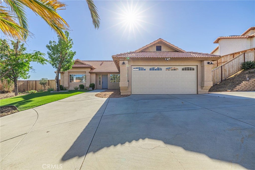 3601 Gold Crest