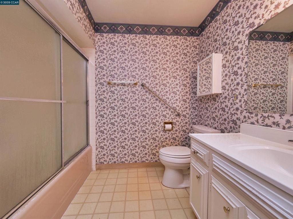 ROSSMOOR - Residential
