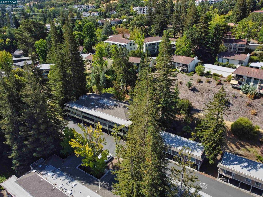 ROSSMOOR - Residential