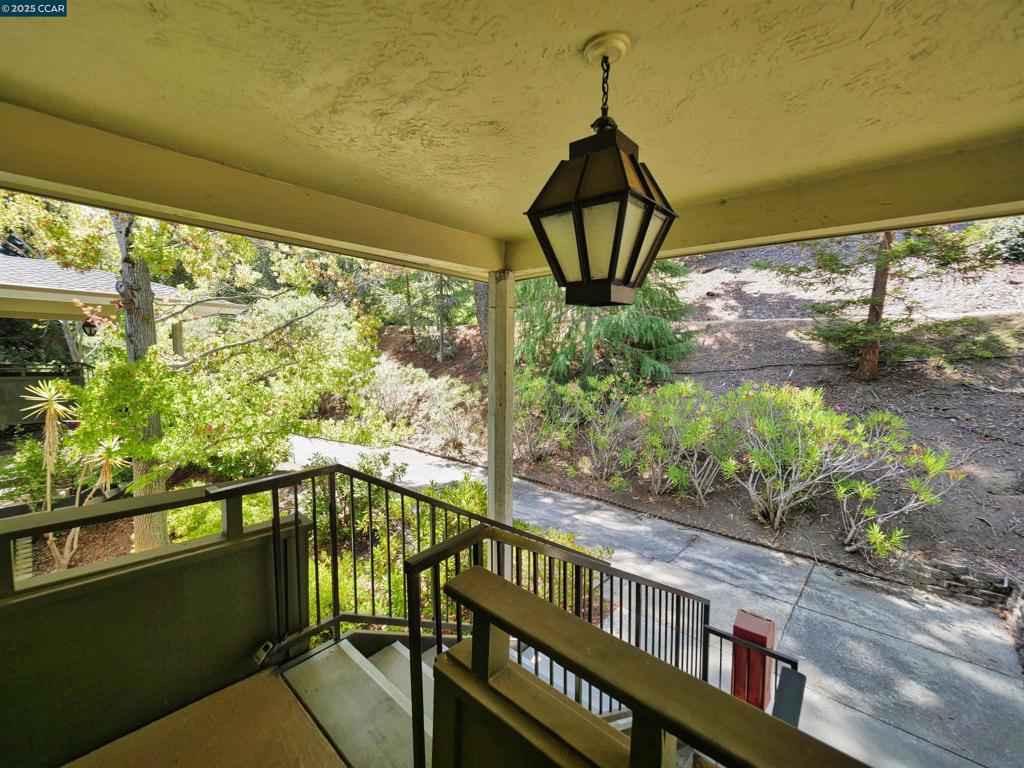 ROSSMOOR - Residential
