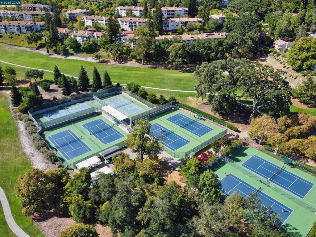 ROSSMOOR - Residential