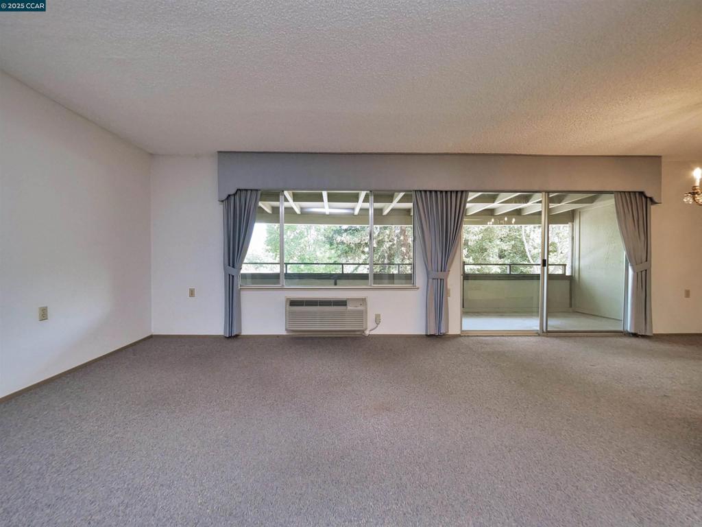 ROSSMOOR - Residential