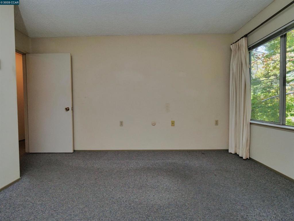 ROSSMOOR - Residential