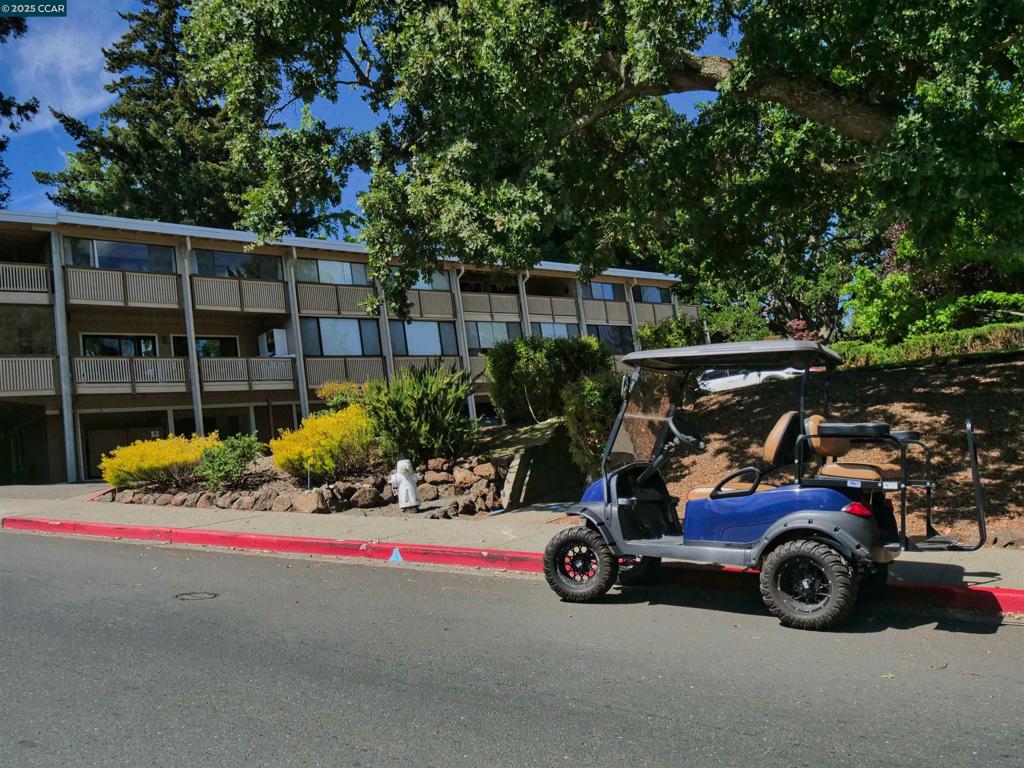 ROSSMOOR - Residential