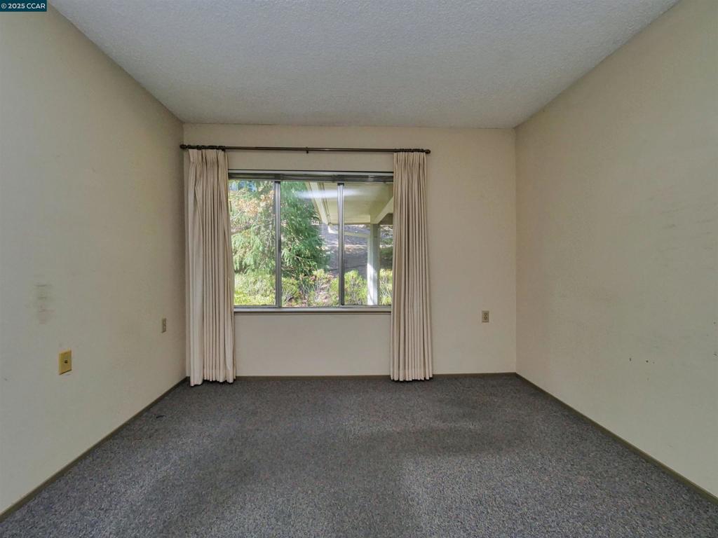 ROSSMOOR - Residential