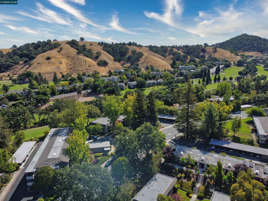 ROSSMOOR - Residential