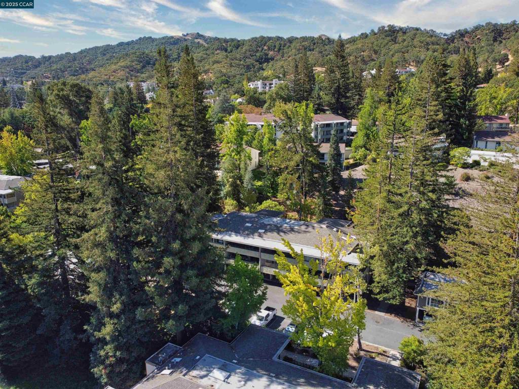 ROSSMOOR - Residential