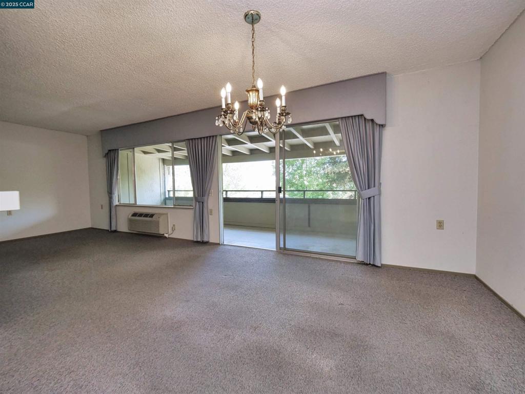 ROSSMOOR - Residential