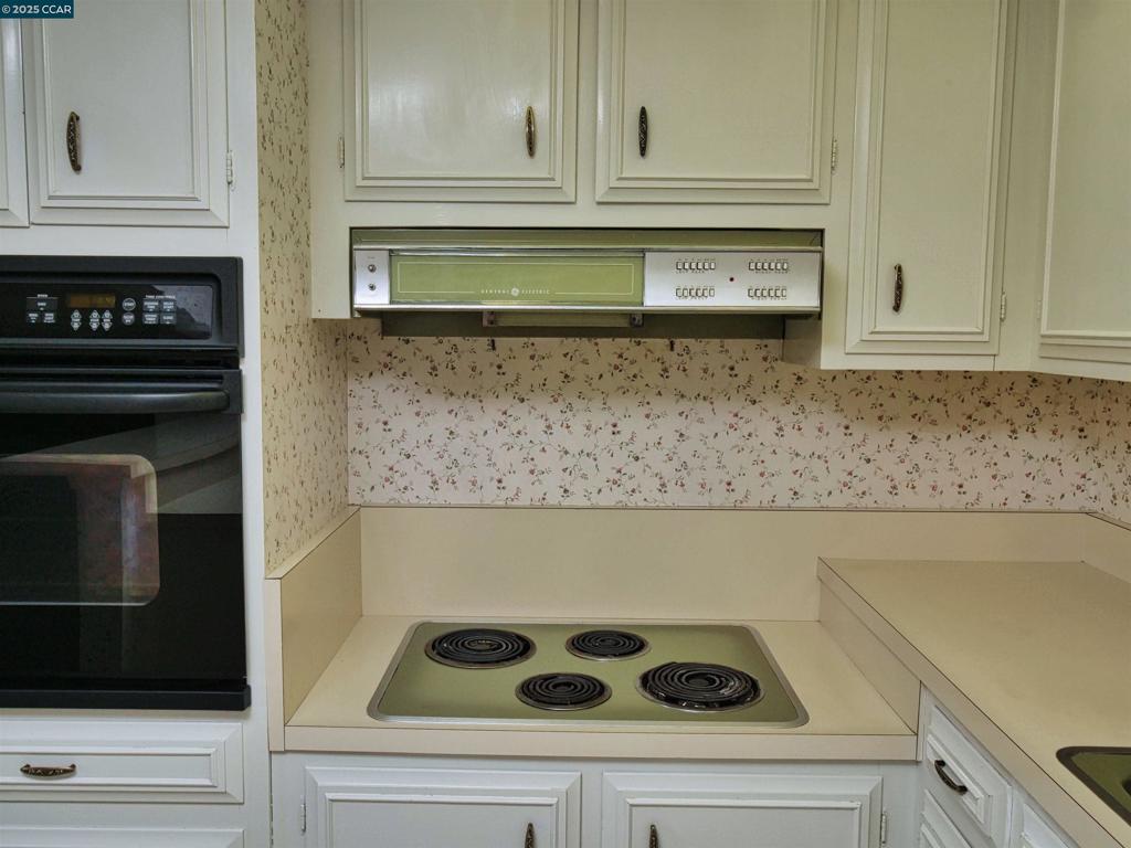 ROSSMOOR - Residential