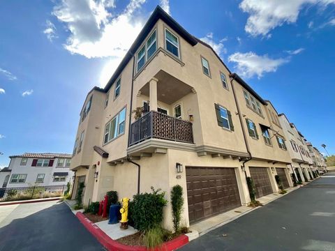 419 Atlas Escondido CA 92025