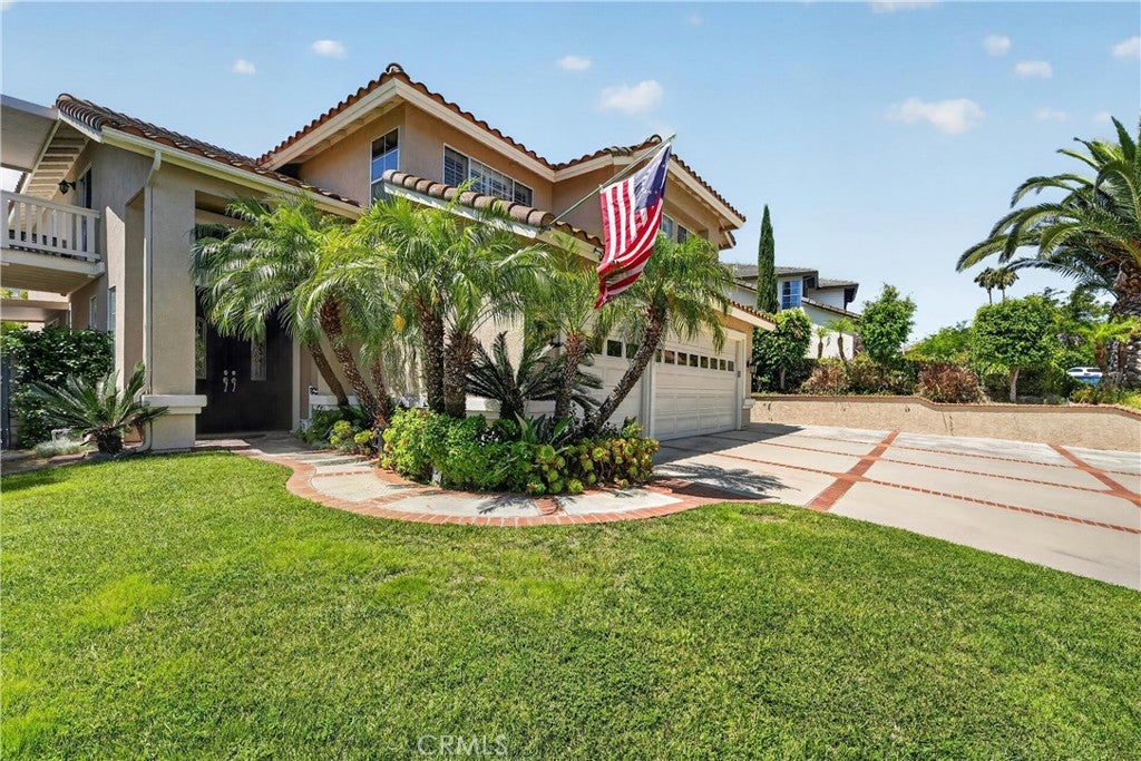 6119 Park Crest