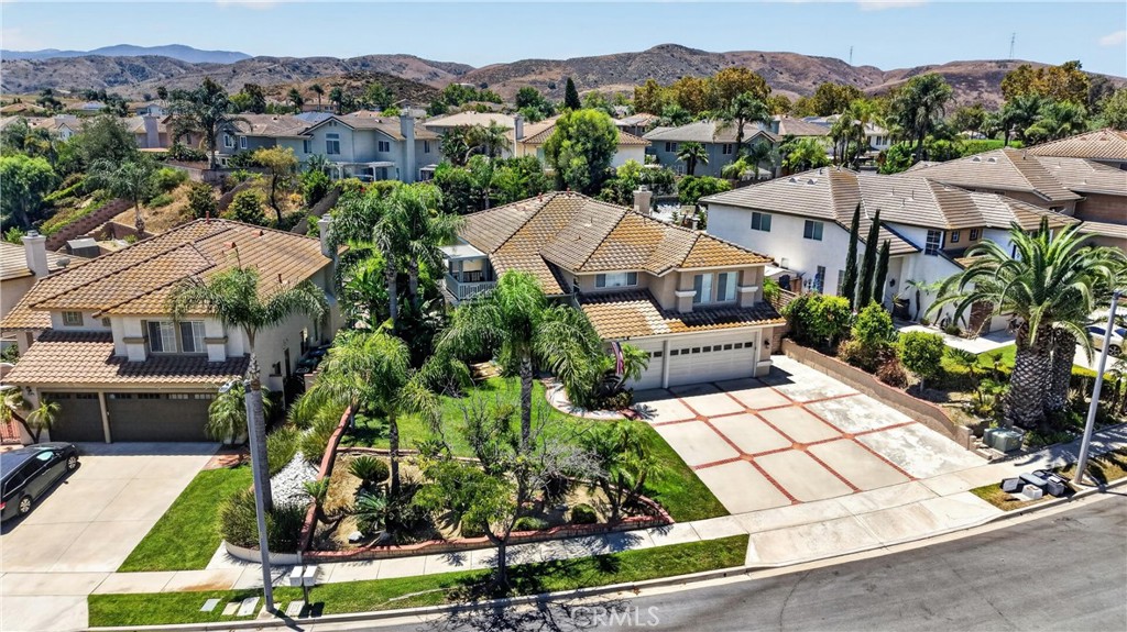 6119 Park Crest