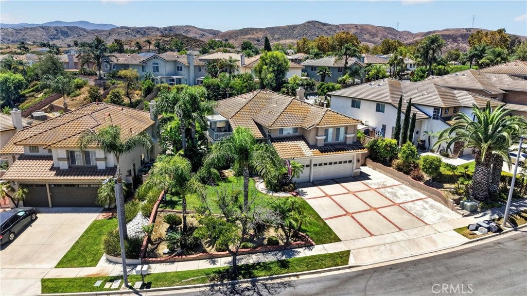 6119 Park Crest