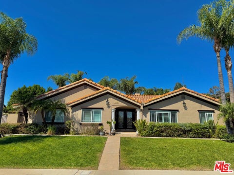 Photo of 15309 Larkspur Street, Sylmar, CA 91342 (MLS # 26990903)