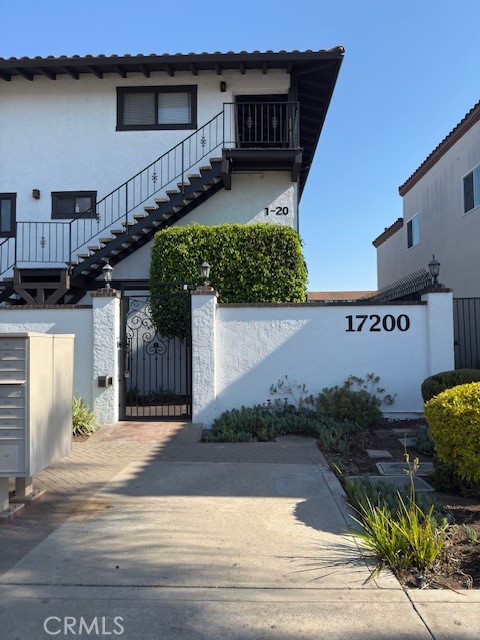 17200 Newhope Street Beautiful Condo 2 Bed and 2 bath