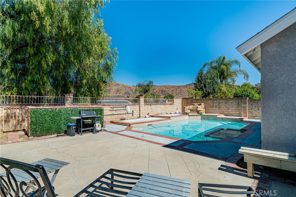 Custom North Castaic (CNCAS) - Residential