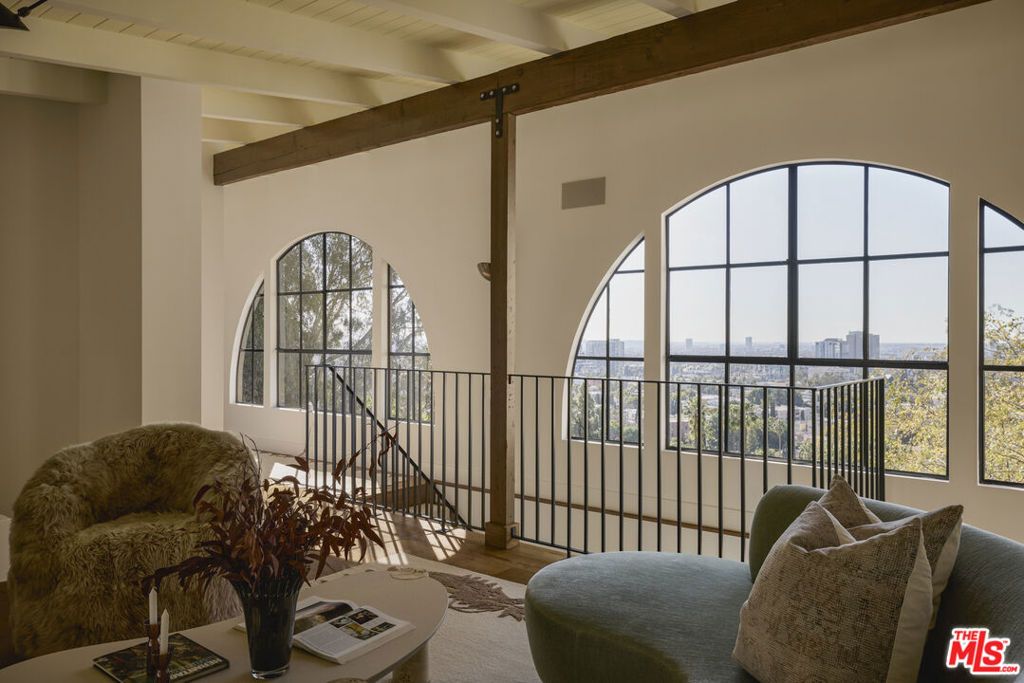 Photo of 2039 N Gramercy Place, Los Angeles, CA 90068 (MLS # 26640079)