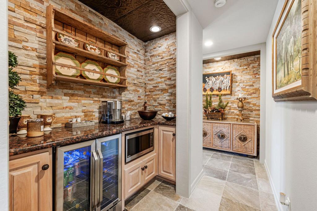 Lake Mirage Racquetball Club - Residential