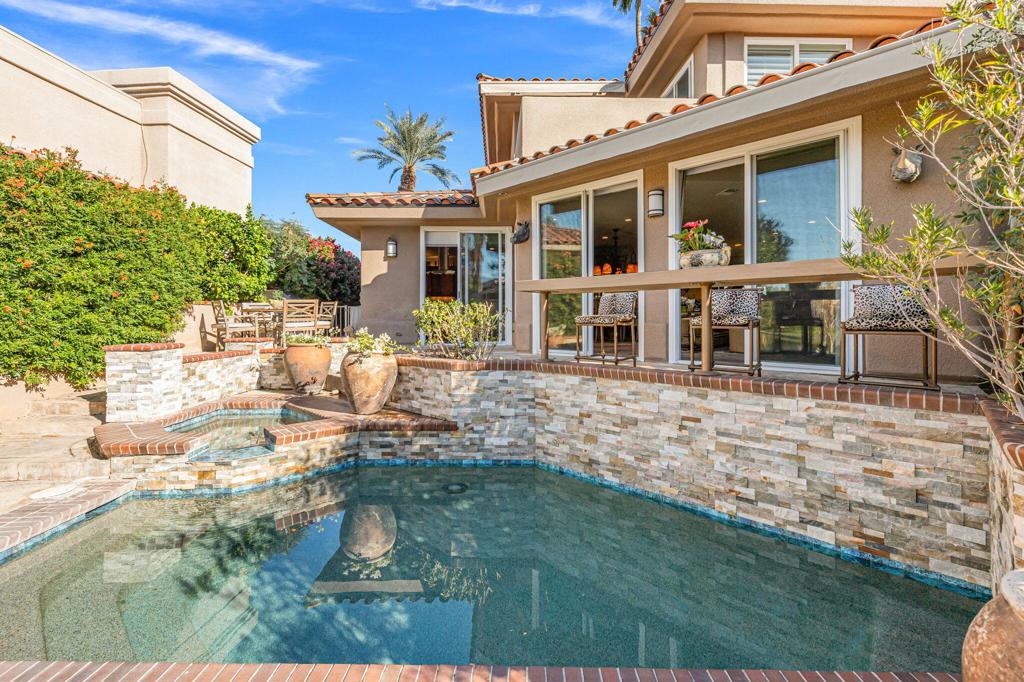 Lake Mirage Racquetball Club - Residential