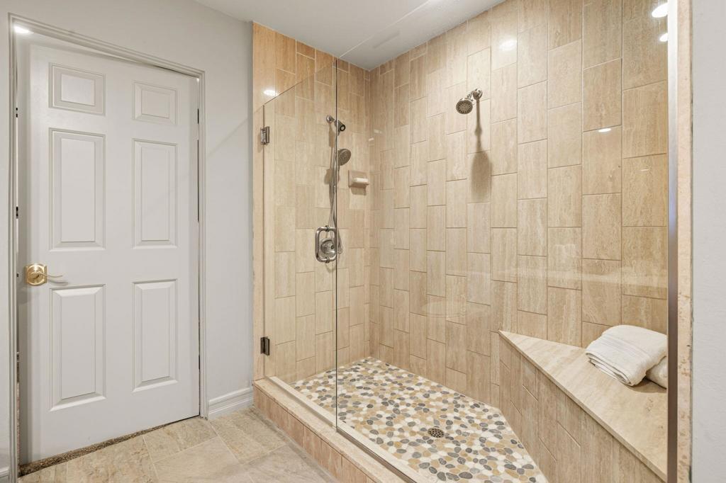 Lake Mirage Racquetball Club - Residential