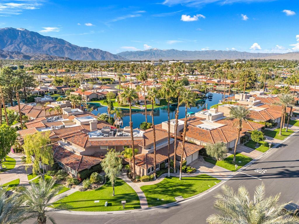 Lake Mirage Racquetball Club - Residential