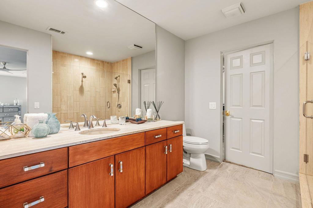 Lake Mirage Racquetball Club - Residential