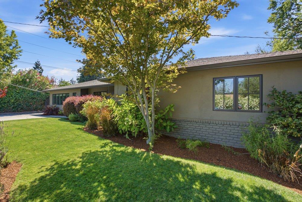 624 Tomi Lea Street, Los Altos CA 94022