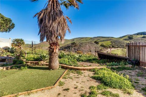 Tiny photo for 2023 Circle, Cayucos, CA 93430 (MLS # SC26021967)