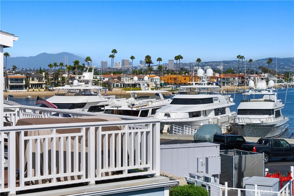 Lido Peninsula (LIPN) - Manufactured In Park