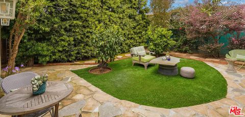 Photo of 777 El Medio, Pacific Palisades, CA 90272 (MLS # 25608085)