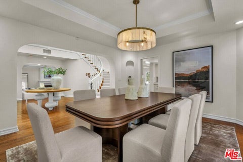 Photo of 3225 Iredell Lane, Studio City, CA 91604 (MLS # 26988537)