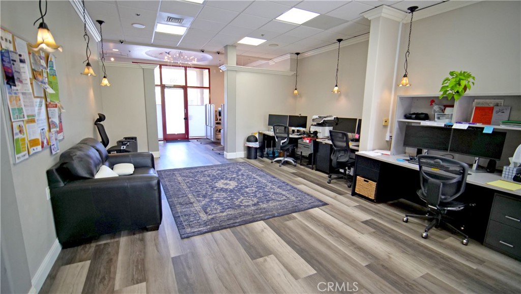 3596 Broad Street 100