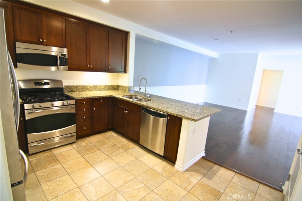 629 Traction Avenue 508