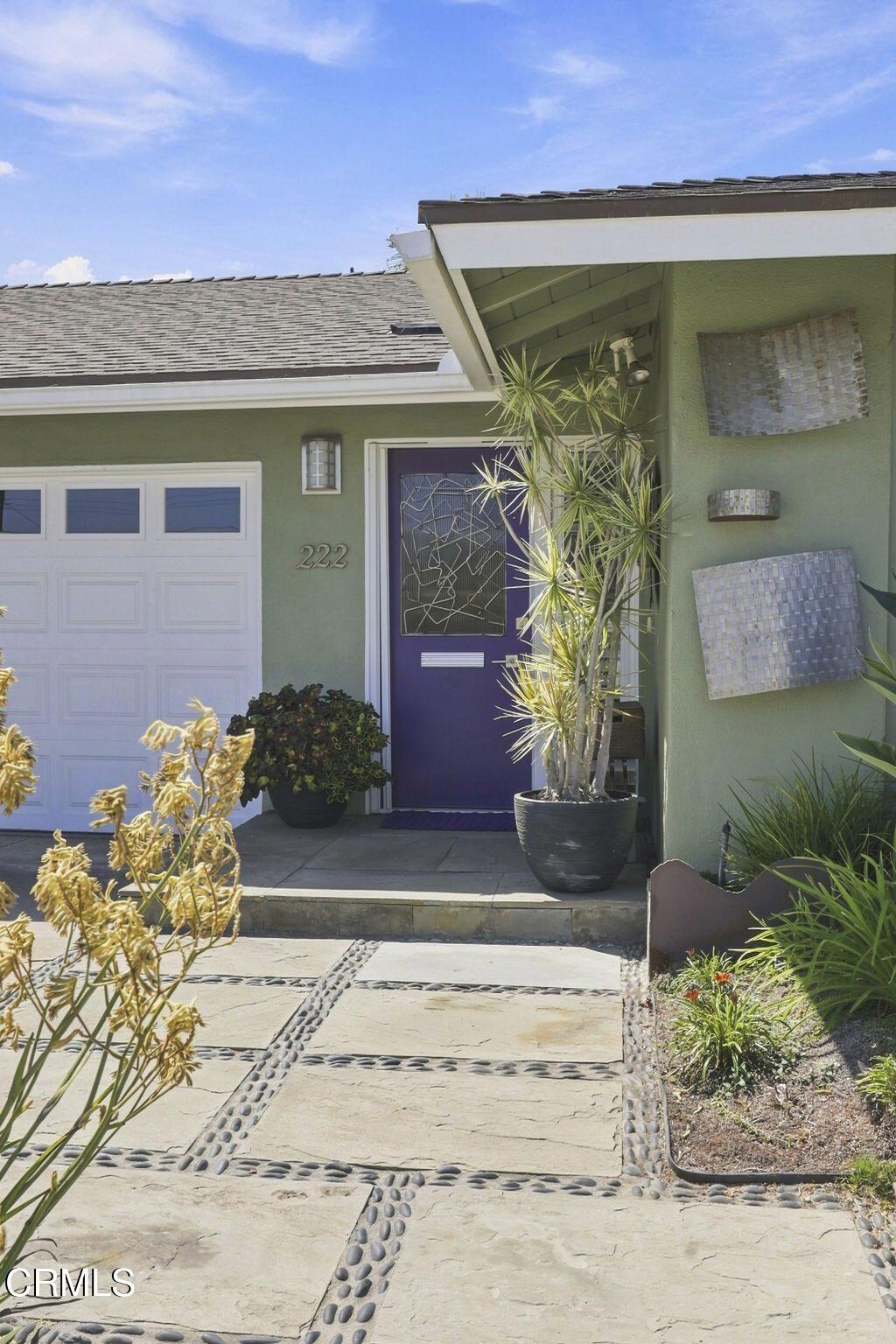 222 E Garden Green