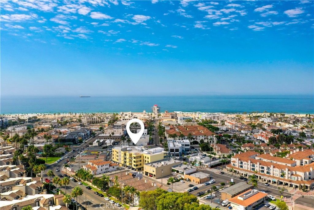 Photo of 414 Main St. St #310, Huntington Beach, CA 92648 (MLS # OC25175636)