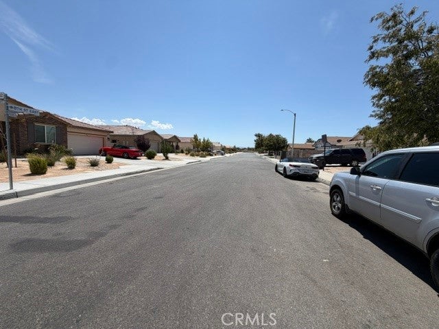 45403 8th E