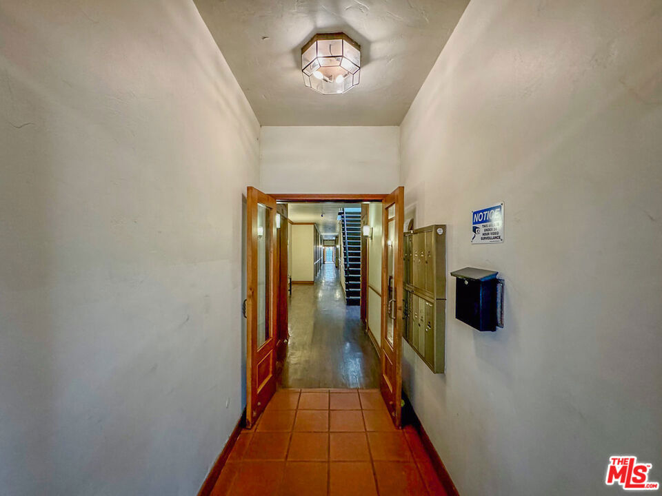 340 N Oakhurst Drive 102