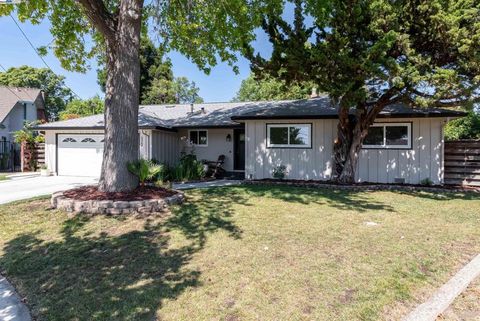 Photo of 5268 Keeler Ct Ct, Fremont, CA 94536 (MLS # 41109711)