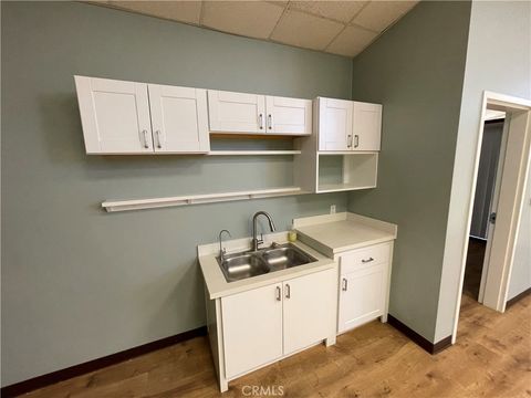 Tiny photo for 805 Aerovista Place #203, San Luis Obispo, CA 93401 (MLS # SC25183663)