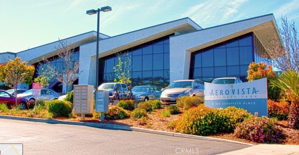 Professional office space available in Aerovista Business Park. Zoned for medical and office use with excellent parking. The beautiful interior consists of two private offices, one large open bullpen area with a kitchenette.
