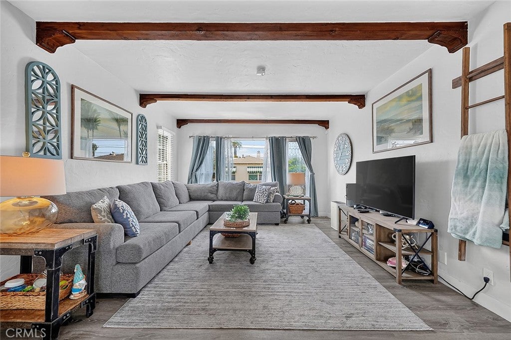 141 Glendora Avenue