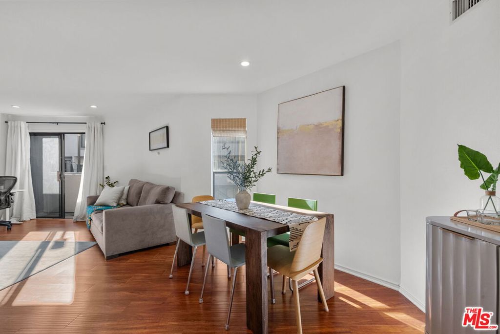 1940 N Highland Avenue 21