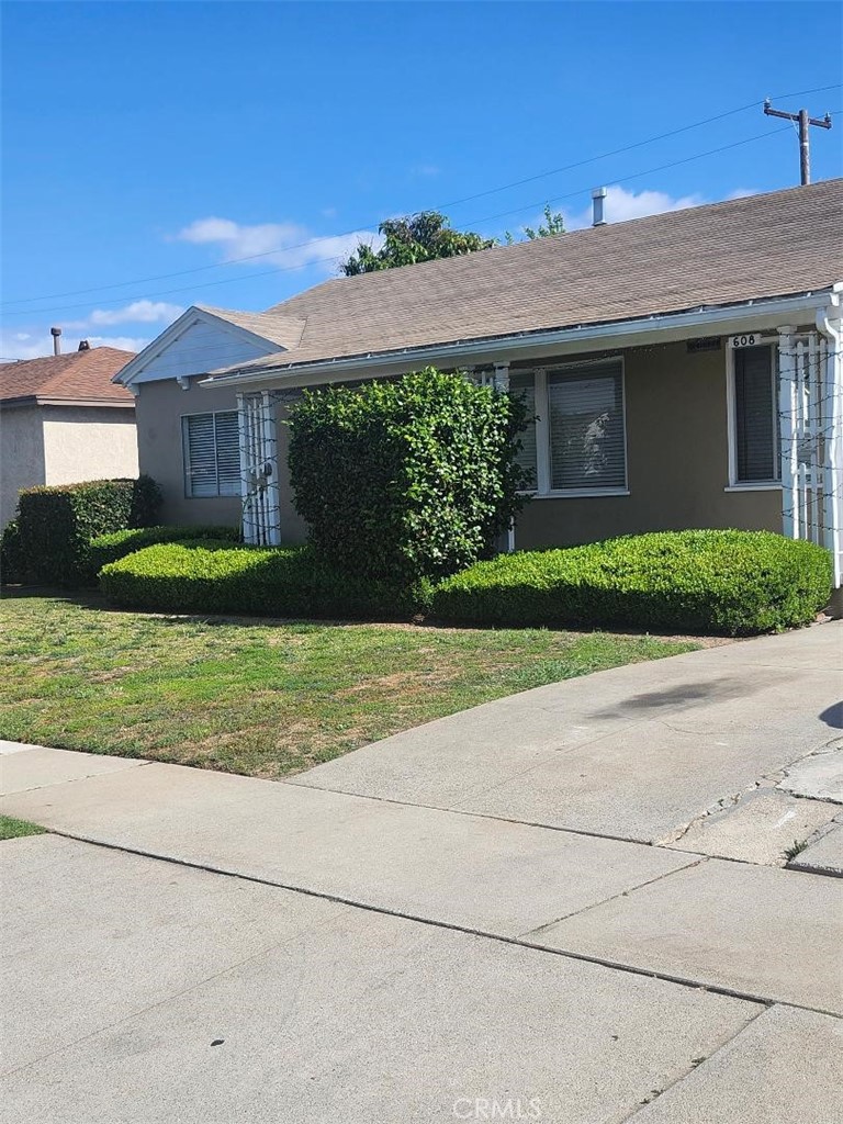 608 W Markland