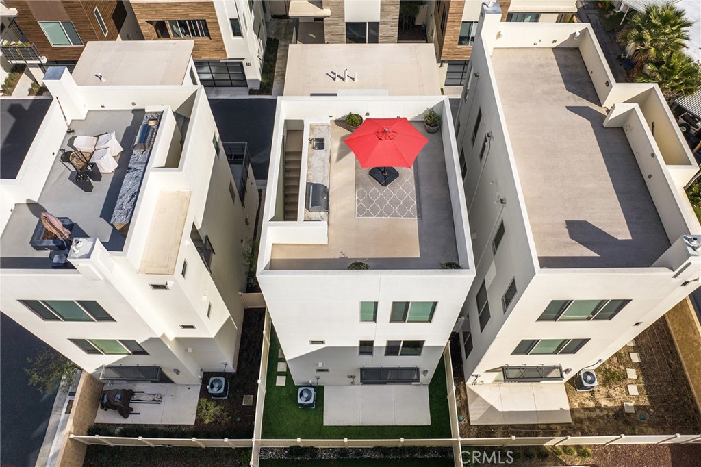 Ebb Tide - Residential