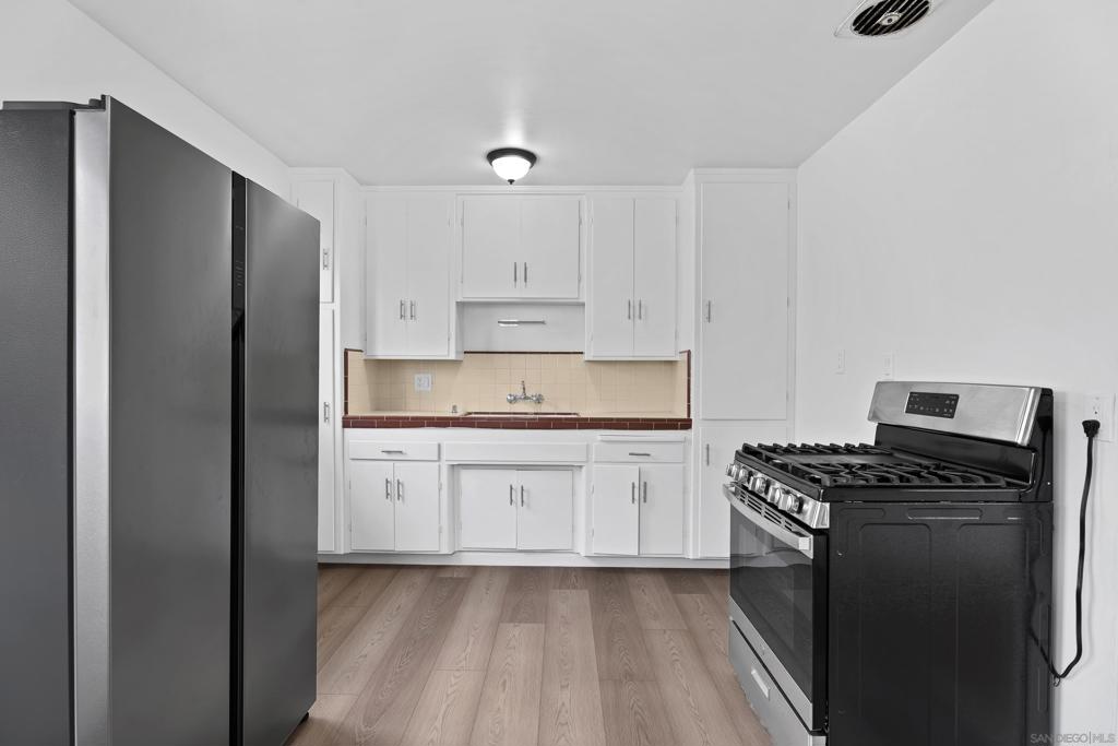 Pacific Beach - Residential Lease