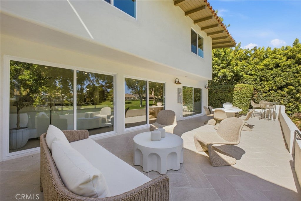 539 Vista Flora, Newport Beach CA 92660 - Photo 20