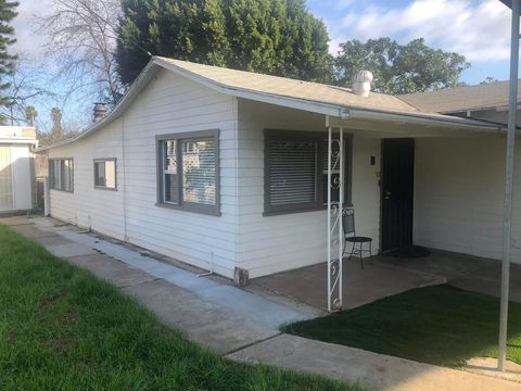 Photo of 3535 Helix Street St, Spring Valley, CA 91977 (MLS # PTP2604136)