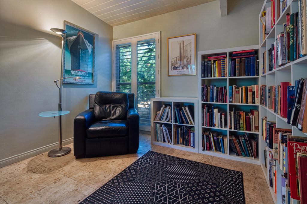 Racquet Club East - Residential