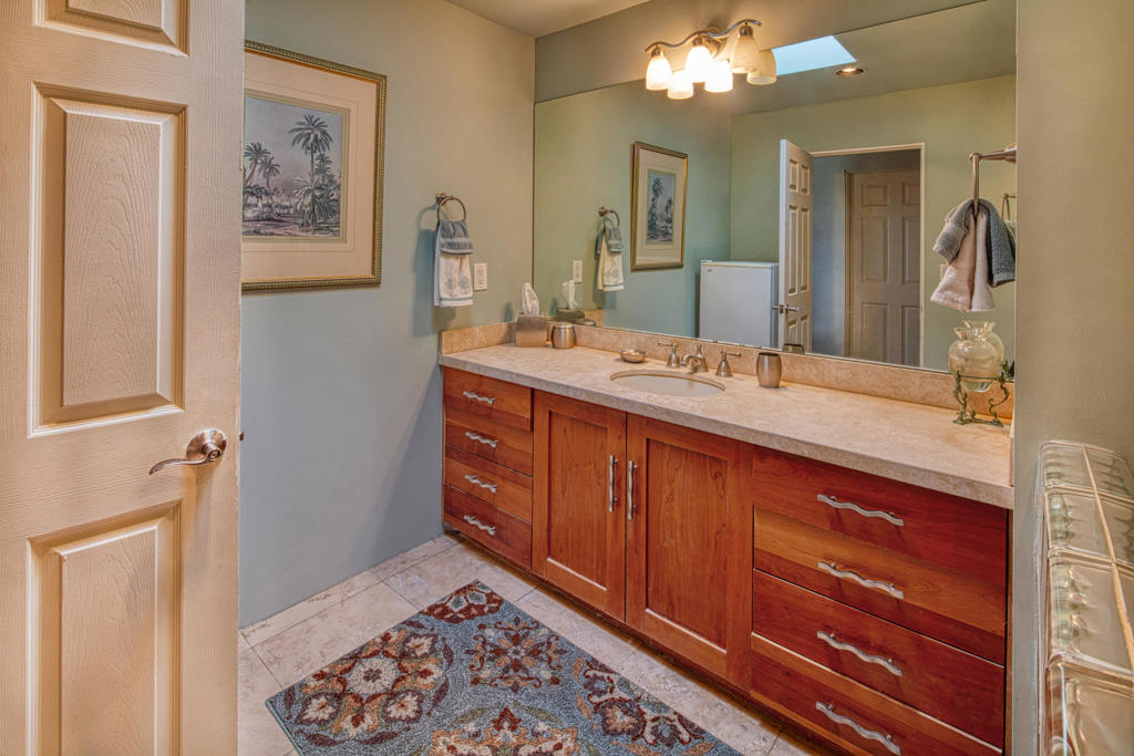 Racquet Club East - Residential